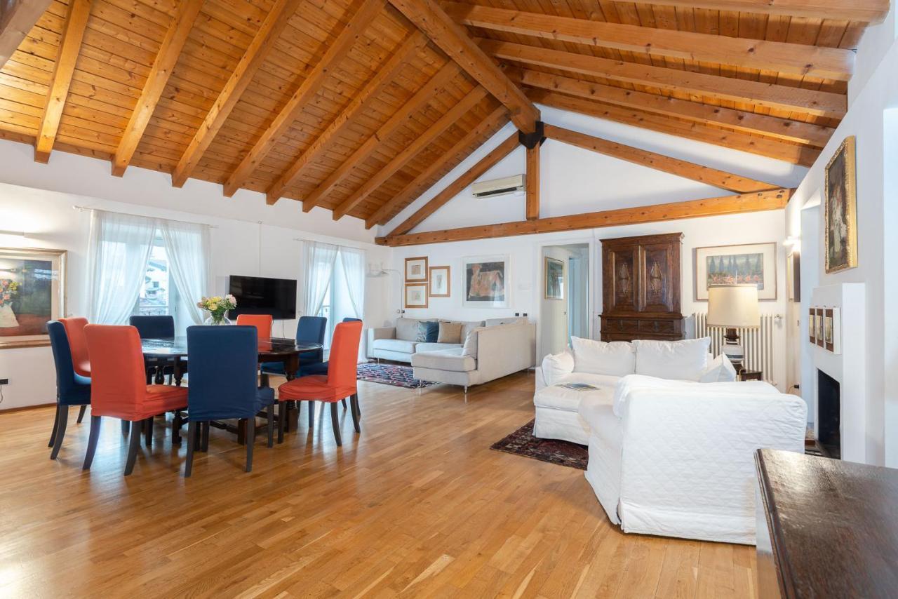 A Casa Nuccia Mansarda By Holiday Solutions Комо Екстер'єр фото