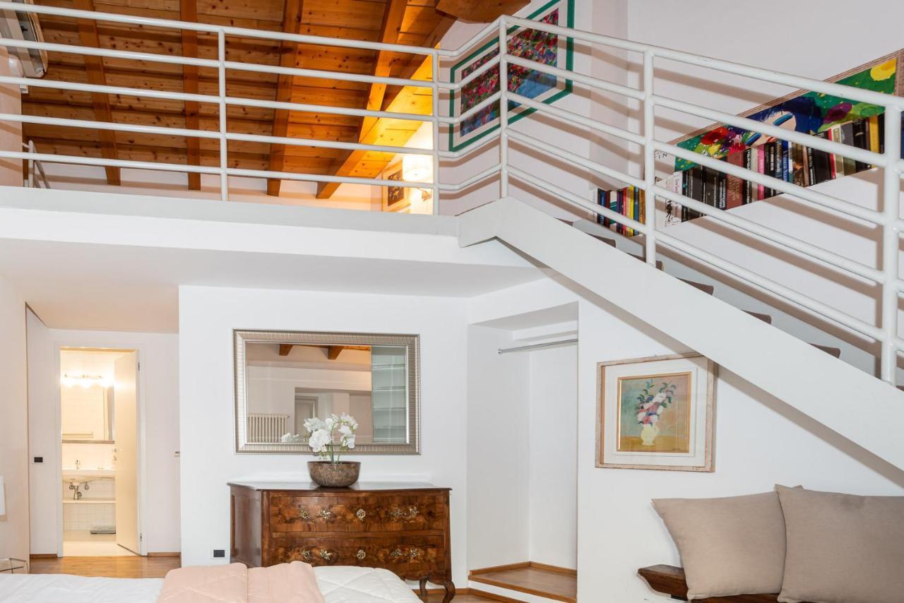 A Casa Nuccia Mansarda By Holiday Solutions Комо Екстер'єр фото